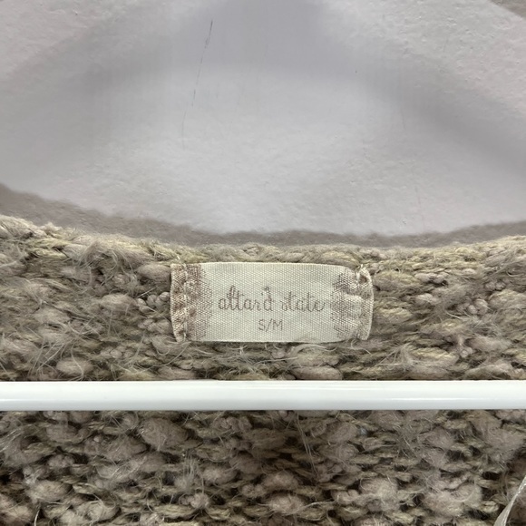 Altar’d State Women’s Grey Popcorn Knit Lovely Lash V Neck Sweater - Picture 6 of 12